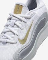 (JR) Sepatu Nike IsoFly FN4384-100 Sizing (JR) Sepatu Nike IsoFly FN4384-100