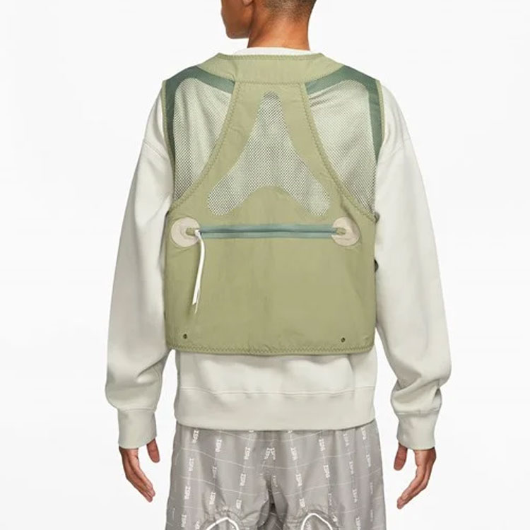 Purchase Nike ISPA Logo Zip Utility Vest Hijau Pria. CZ3209-205