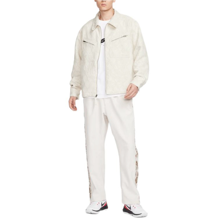 Shop Nike 象牙白防水多口袋休閒襯衫外套 FN2673-110