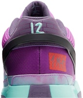 Nike Ja 1 Krismas FV5558-500/FV5559-500 Sizing Nike Ja 1 Krismas FV5558-500/FV5559-500