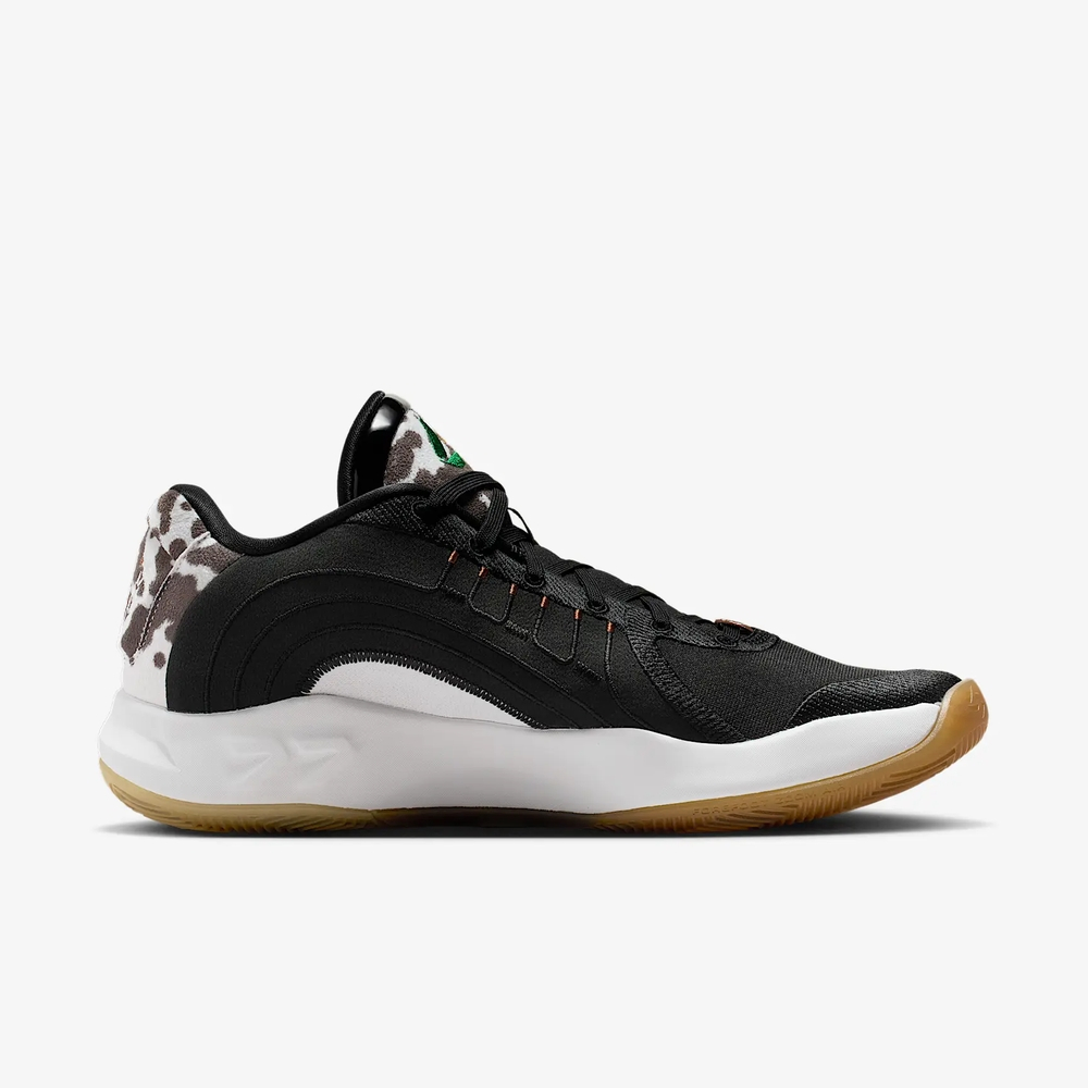 Lookbook Zapatillas de Baloncesto Nike Jordan Luka 4 Gone PF. IB7904100