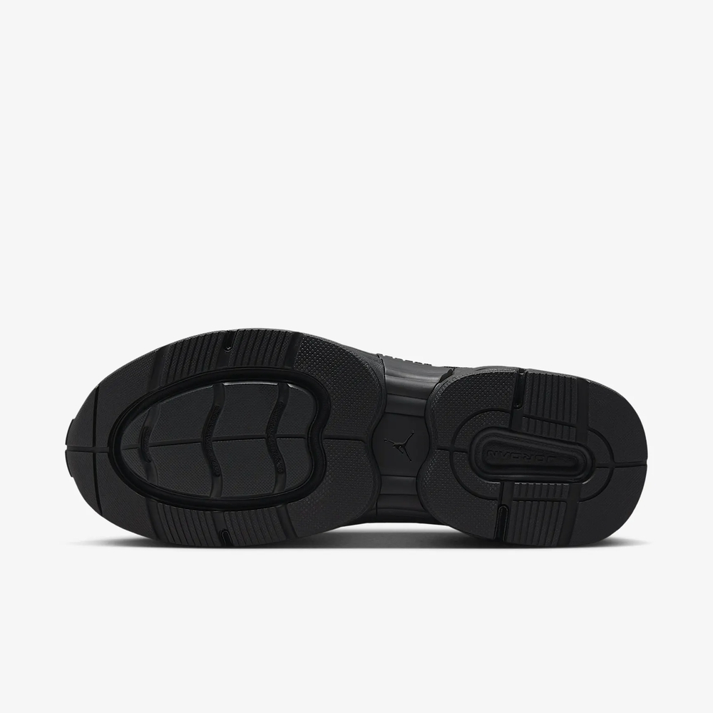 Order NIKE JORDAN TRUNNER O/S Sepatu Kasual IB3722003