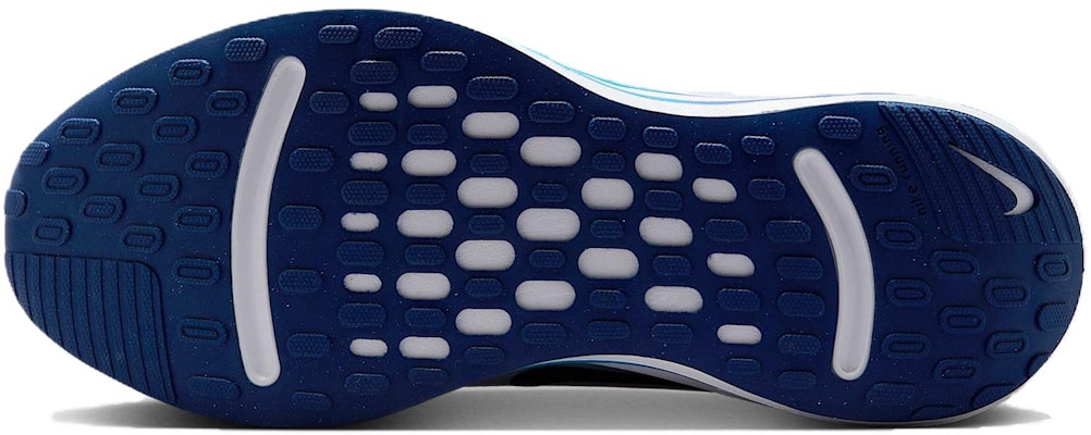 Nike Journey Run 'Football Grey Aluminum' FN0228-005 Details for Nike Journey Run 'Football Grey Aluminum' FN0228-005