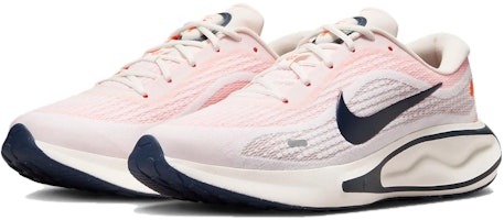 耐克Journey Run '乳白橙色' FN0228-100 Lookbook 耐克Journey Run '乳白橙色' FN0228-100