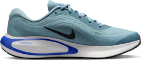 耐克征途跑鞋 FN0228-402 Lookbook 耐克征途跑鞋 FN0228-402