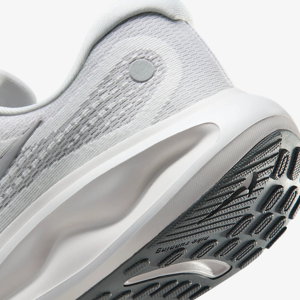 Cheap NIKE JOURNEY RUN Kasut Lari Lelaki FN0228107