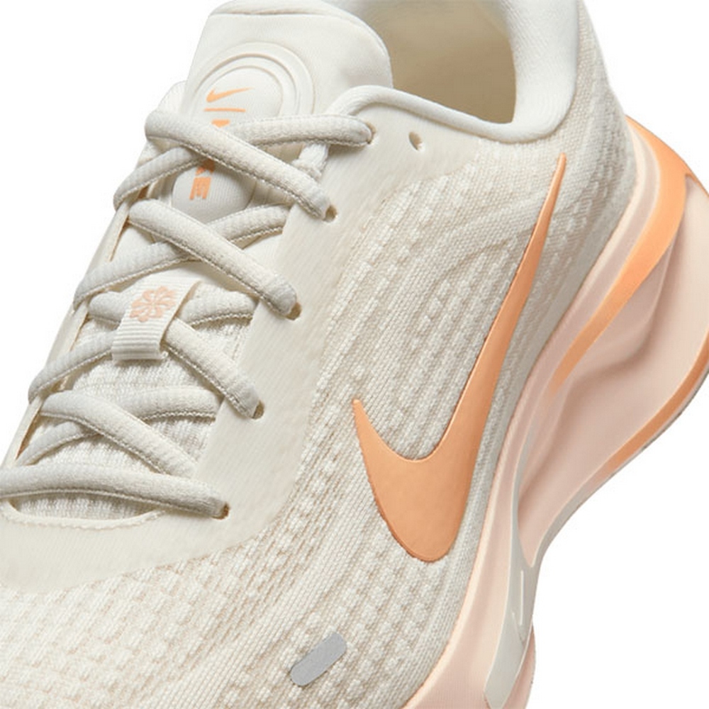 Details for Nike Journey Run 跑步鞋 FJ7765116