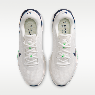 Shop Nike Journey Run 白/綠火花/白/午夜海軍藍 FN0228-113