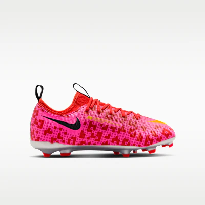 (JR) 耐克 Jr. Mercurial Vapor x 乐高系列 红银粉金足球鞋 IQ3580-601 Lookbook (JR) 耐克 Jr. Mercurial Vapor x 乐高系列 红银粉金足球鞋 IQ3580-601