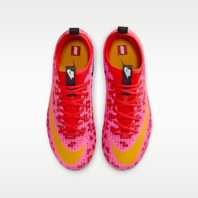 Shop (JR) 耐克 Jr. Mercurial Vapor x 乐高系列 红银粉金足球鞋 IQ3580-601