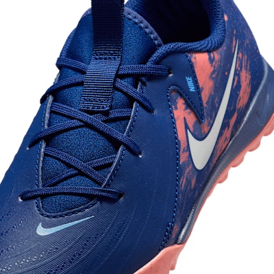 Nike Junior Phantom GX 2 Academy "Erling Haaland" Sepatu Anak-anak HF1608-400 Sizing Nike Junior Phantom GX 2 Academy "Erling Haaland" Sepatu Anak-anak HF1608-400