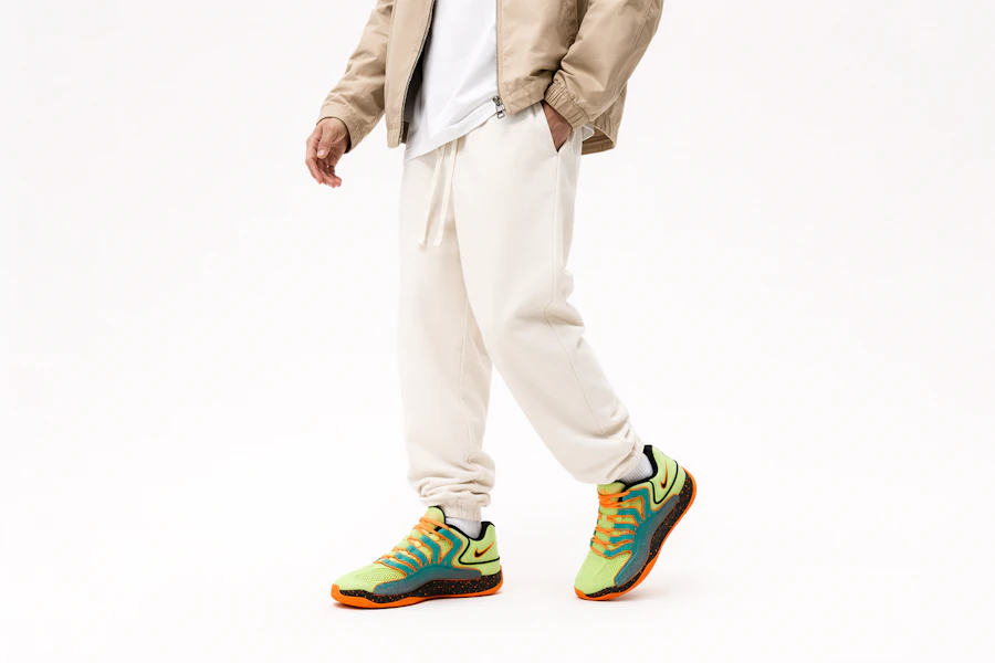Nike KD18 EP Sepatu Basket HV1994-301 Order Nike KD18 EP Sepatu Basket HV1994-301