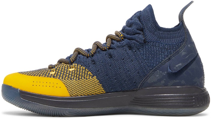 (Grade School) Nike KD 11 Zodiak Cina AH3465-400 Lookbook (Grade School) Nike KD 11 Zodiak Cina AH3465-400