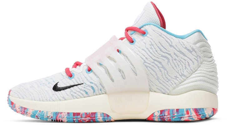 나이키 KD 14 '멀티컬러'   (Nike KD 14 'Multicolor' ) CW3935-700 Lookbook 나이키 KD 14 '멀티컬러'   (Nike KD 14 'Multicolor' ) CW3935-700