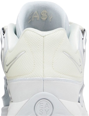 Nike KD 18 柔珠粉籃球鞋 HV1992-001 Sizing Nike KD 18 柔珠粉籃球鞋 HV1992-001