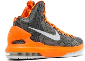 ナイキ KD 5 "BHM" 583107-001 Lookbook ナイキ KD 5 "BHM" 583107-001