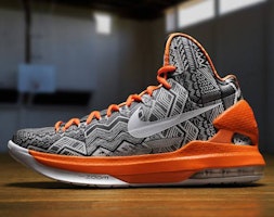 ナイキ KD 5 "BHM" 583107-001 Purchase ナイキ KD 5 "BHM" 583107-001