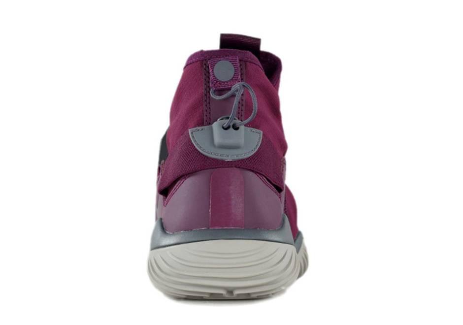 Sizing 耐吉 KMTR Premium '波爾多紅' 921664-600