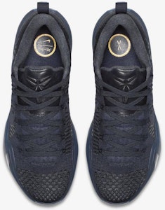 耐吉 科比 10 精英低幫 '黑曼巴系列 漸入黑' 869458-441 Sizing 耐吉 科比 10 精英低幫 '黑曼巴系列 漸入黑' 869458-441