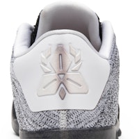 耐吉 科比 11 精英低筒版 '最後皇帝' 822675-105 Sizing 耐吉 科比 11 精英低筒版 '最後皇帝' 822675-105