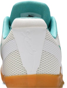 ナイキ コービー11 EM ロー サマーパック 836183-103 Sizing ナイキ コービー11 EM ロー サマーパック 836183-103