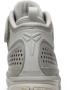 Nike Kobe 2 'Koleksi Black Mamba Fade to Black' 869452-003 Sizing Nike Kobe 2 'Koleksi Black Mamba Fade to Black' 869452-003