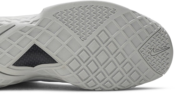 耐吉科比 3 '黑曼巴珍藏系列 黑色褪去' 869453-004 Purchase 耐吉科比 3 '黑曼巴珍藏系列 黑色褪去' 869453-004