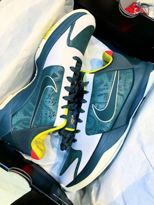 나이키 코비 5 '그레이 그린' (Nike Kobe 5 '그레이 그린') cd4911-300 Buy 나이키 코비 5 '그레이 그린' (Nike Kobe 5 '그레이 그린') cd4911-300