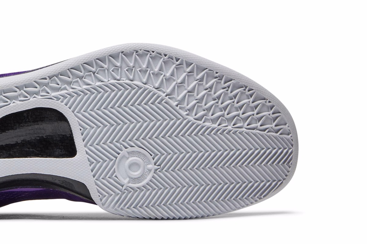 Nike Kobe 8 Playoffs Purple Platinum 555035-500