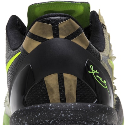 Nike Kobe 8 SS 'Christmas' 2013 639522-001 Sizing Nike Kobe 8 SS 'Christmas' 2013 639522-001