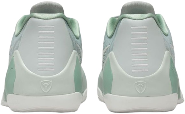 나이키 코비 9 로우 EM 프로트로 ''라이트 실버'' IH1401-003 Lookbook 나이키 코비 9 로우 EM 프로트로 ''라이트 실버'' IH1401-003