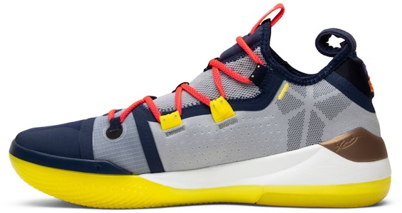 Nike Kobe A.D. Exodus EP 'Sail Multicolor' Sepatu Basket AV3556-100 Lookbook Nike Kobe A.D. Exodus EP 'Sail Multicolor' Sepatu Basket AV3556-100