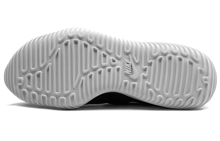 Shop 나이키 코뮤터 '블랙' (Nike Komyuter '블랙') AA2211-001