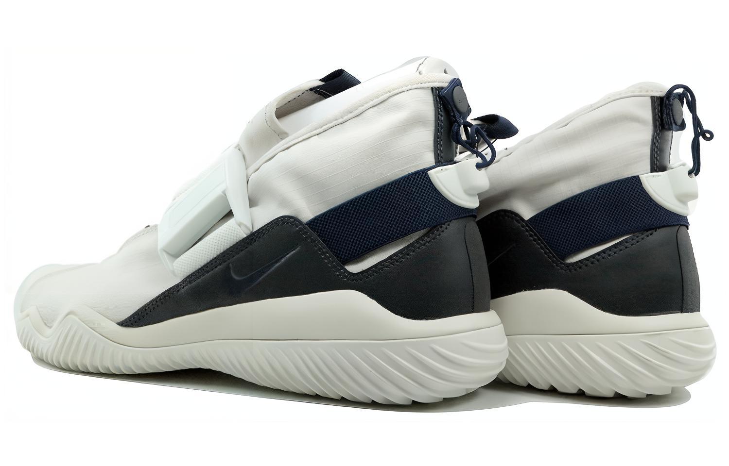 Lookbook Nike Komyuter 'Pasir Gurun Obsidian' AA2211-003