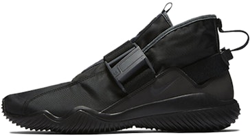Nike Komyuter SE 'Triple Black' AA0531-001 Nike Komyuter SE 'Triple Black' AA0531-001