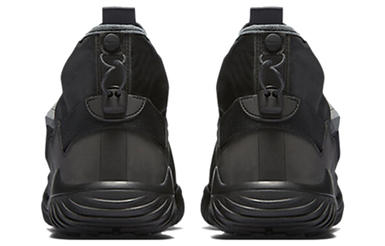 nike komyuter triple black