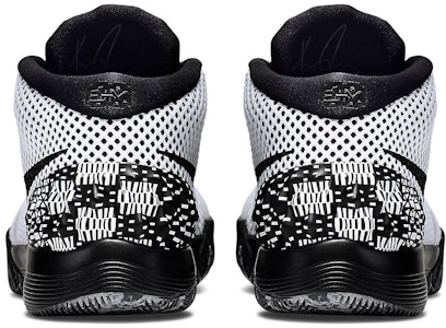 耐克凯里1 EP '黑人月' 744698-100 Shop 耐克凯里1 EP '黑人月' 744698-100