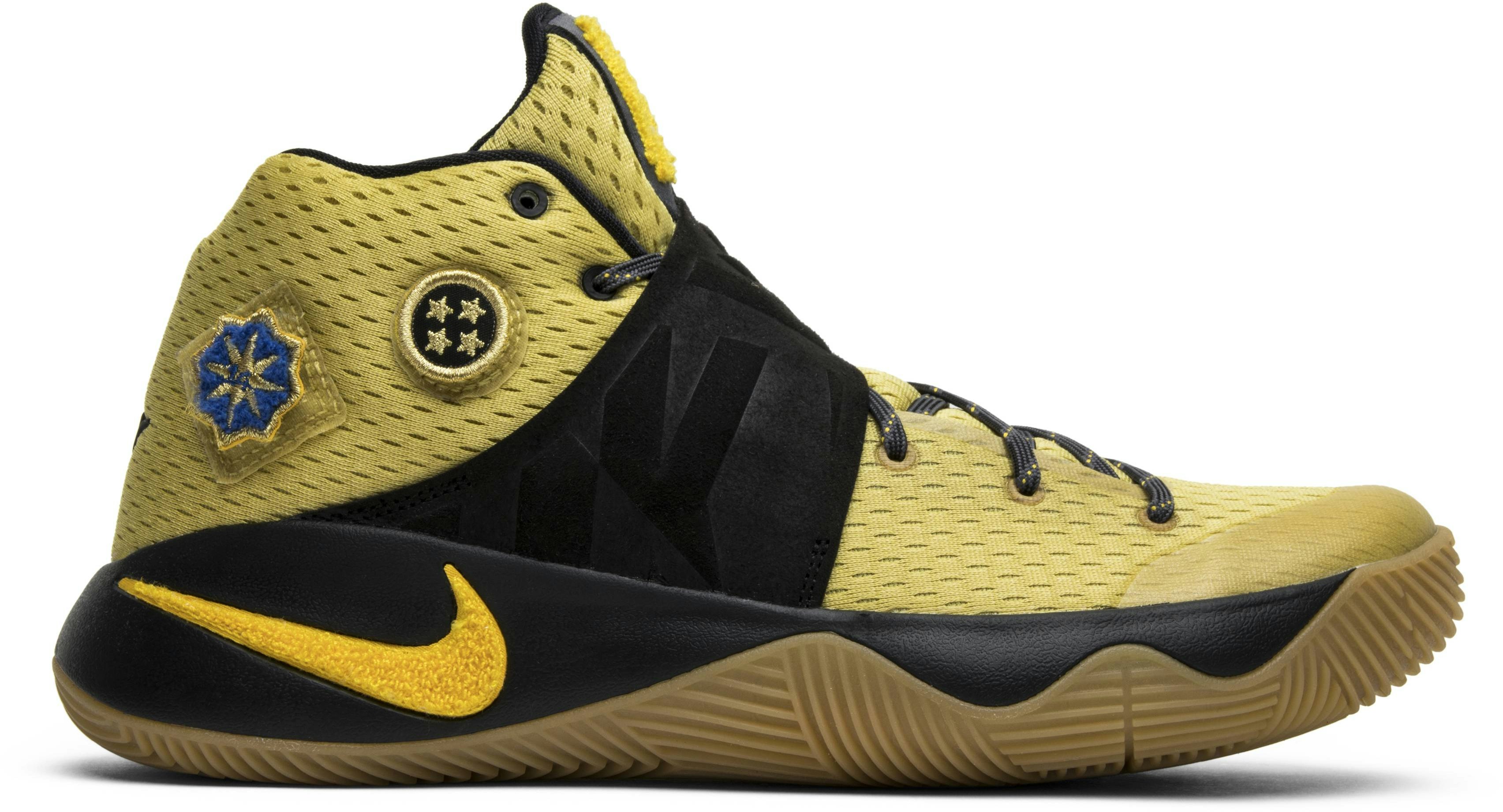 Sepatu kyrie 2 hot sale