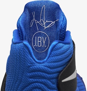 耐克Kyrie 2 '兄弟会' 819583-444 Order 耐克Kyrie 2 '兄弟会' 819583-444