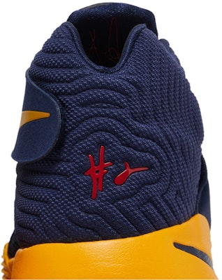 Nike Kyrie 2 '騎士隊' 819583-447 Sizing Nike Kyrie 2 '騎士隊' 819583-447