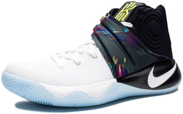 나이키 카이리 2 '챔피언 퍼레이드' (Nike Kyrie 2 'Champion Parade') 819583-110 Lookbook 나이키 카이리 2 '챔피언 퍼레이드' (Nike Kyrie 2 'Champion Parade') 819583-110