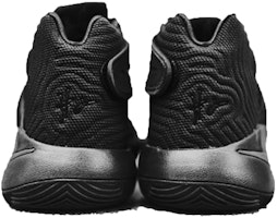 Nike Kyrie 2 'Triple Black' Sepatu Basket Hitam 100% Autentik 819583-008 Shop Nike Kyrie 2 'Triple Black' Sepatu Basket Hitam 100% Autentik 819583-008