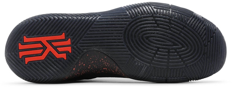 나이키 카이리 2 '늑대 무리' (Nike Kyrie 2 '늑대 무리') 819583-006 Shop 나이키 카이리 2 '늑대 무리' (Nike Kyrie 2 '늑대 무리') 819583-006