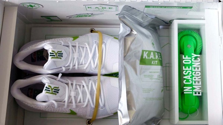 Nike Kyrie 3 Mountain Dew K.A.R.E. Kit Zapatillas Baloncesto Exclusivas 752331-100 Order Nike Kyrie 3 Mountain Dew K.A.R.E. Kit Zapatillas Baloncesto Exclusivas 752331-100