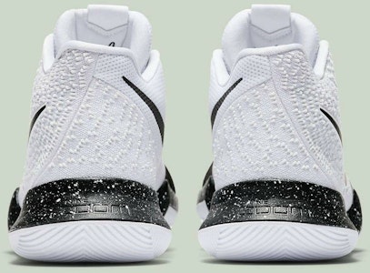 カイリー3 TB 白黒 917724-100 Shop カイリー3 TB 白黒 917724-100