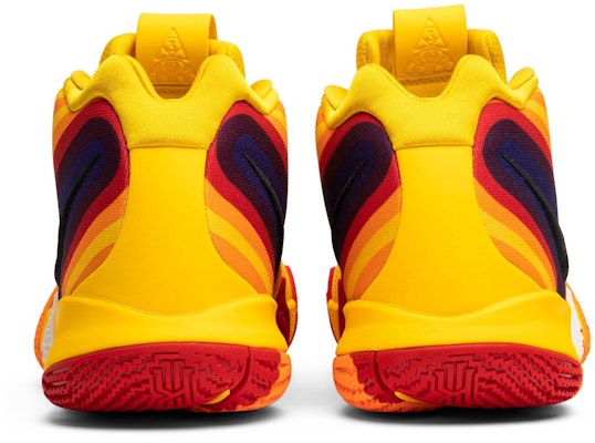 Nike Kyrie 4 'Años 70' 943806-700 Details for Nike Kyrie 4 'Años 70' 943806-700