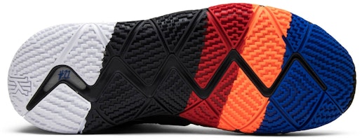 Nike Kyrie 4 Year Of The Monkey 猴年限定 中筒 實戰籃球鞋 男款 黑 Shop Nike Kyrie 4 Year Of The Monkey 猴年限定 中筒 實戰籃球鞋 男款 黑