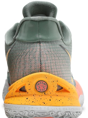 Nike Kyrie 4 Low 'Sunrise' Lelaki CW3985-301 Sizing Nike Kyrie 4 Low 'Sunrise' Lelaki CW3985-301