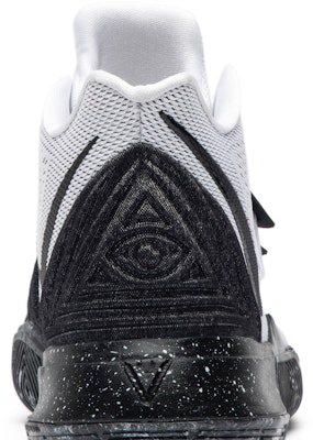 나이키 카이리 5 쿠키 앤 크림 🍦🏀 (Nike Kyrie 5 Cookies & Cream 🍦🏀) AO2918-100 Sizing 나이키 카이리 5 쿠키 앤 크림 🍦🏀 (Nike Kyrie 5 Cookies & Cream 🍦🏀) AO2918-100