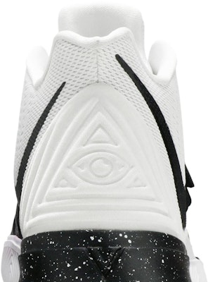 Nike Kyrie 5 TB 'Putih' CN9519-100 Sizing Nike Kyrie 5 TB 'Putih' CN9519-100